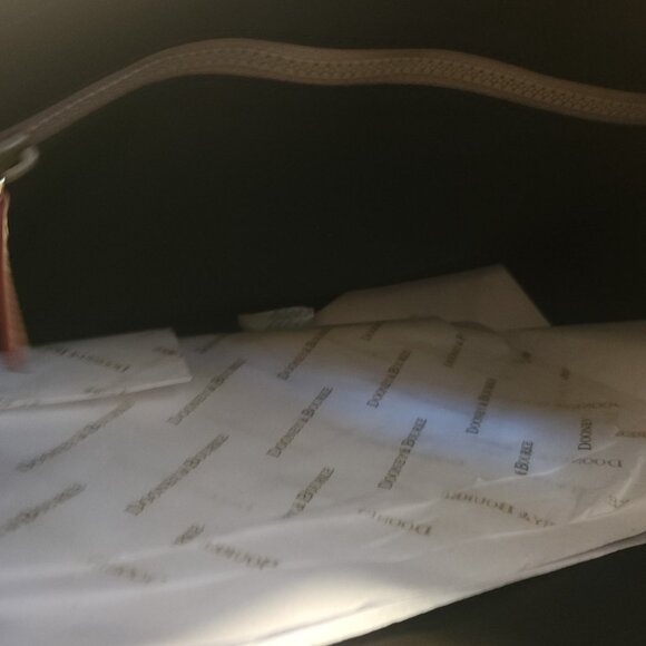 GO GIRL! Dooney & Bourke Nylon Front Zip Tote Black NWT AUTHENTIC - Picture 3 of 3